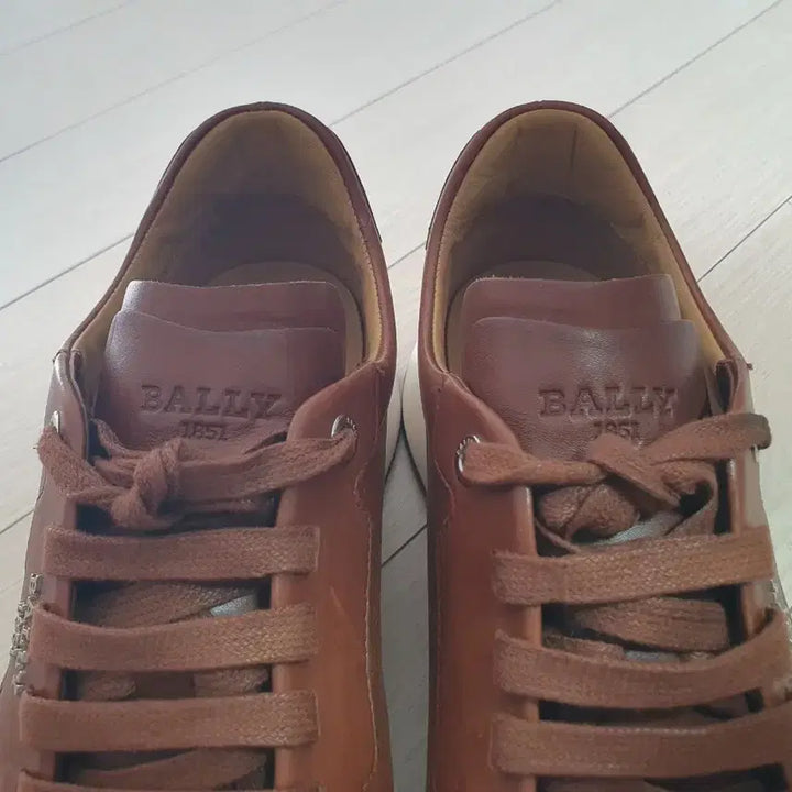 [BUNJANG] Bally Leather Sneakers Brown / 남270-275발리스니커즈