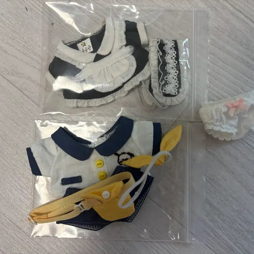 [BUNJANG] 10cm Doll Maid Outfit &amp; Kindergarten Uniform Bundle / 10cm 솜인형 옷 메이드복, 유치원복 일괄