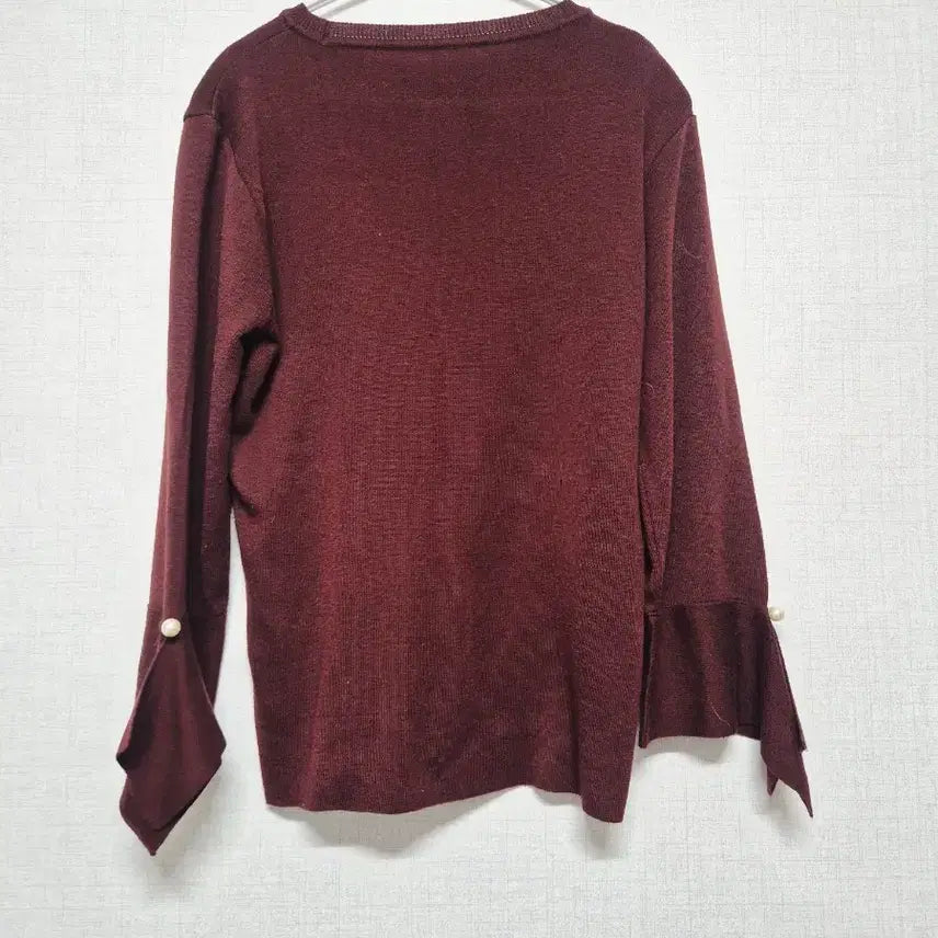 [BUNJANG] Pearl Accent Knit Sweater / 진주 포인트 니트