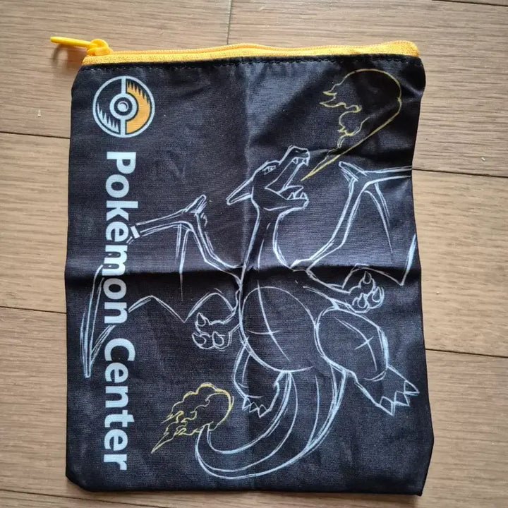 [BUNJANG] Pokemon Charizard Pouch / 포켓몬 리자몽 가챠 파우치