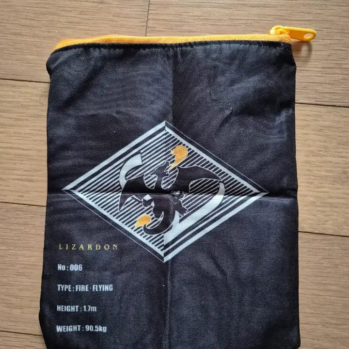 [BUNJANG] Pokemon Charizard Pouch / 포켓몬 리자몽 가챠 파우치