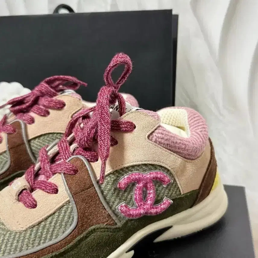 [BUNJANG] Chanel Tweed CC Logo Sneakers / CHANEL 샤넬 트위드 스니커즈