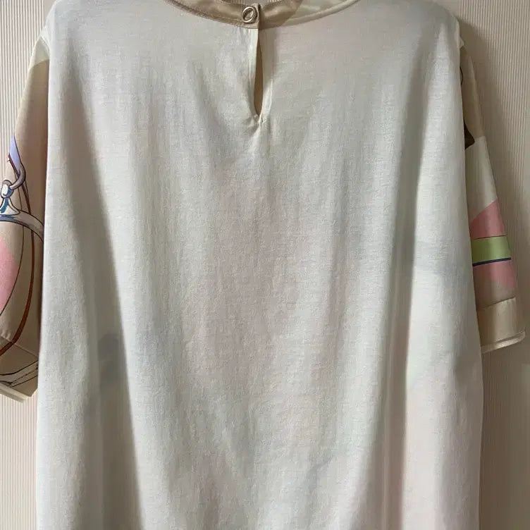[BUNJANG] Silk Blouse Pink and Beige Pattern / 래트바이티