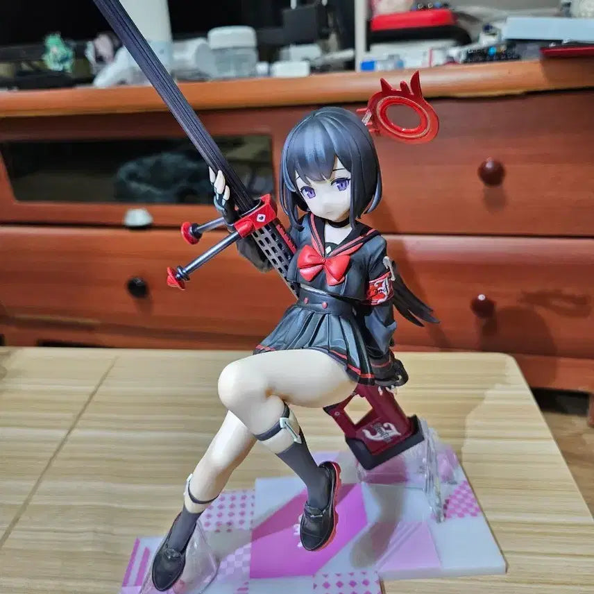 [BUNJANG] KuzQ Blue Archive Mashiro Figure / 큐즈큐 블루아카이브 마시로