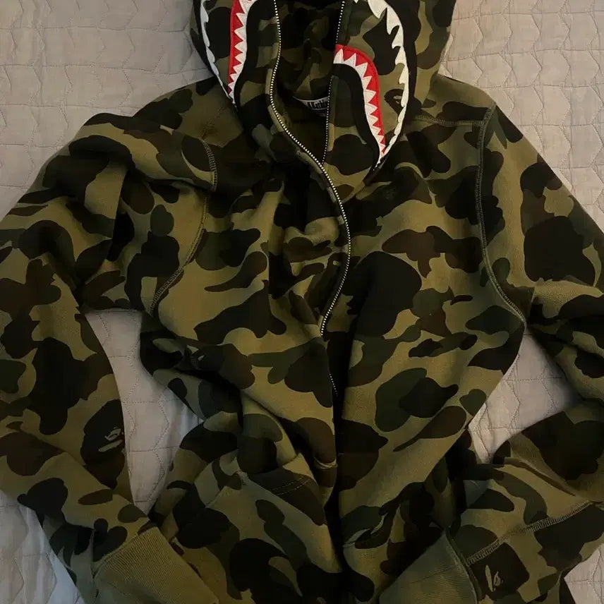 [BUNJANG] BAPE Green Camo Shark Full Zip Hoodie XL / 베이프 녹계 xl