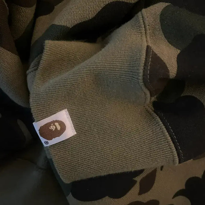 [BUNJANG] BAPE Green Camo Shark Full Zip Hoodie XL / 베이프 녹계 xl