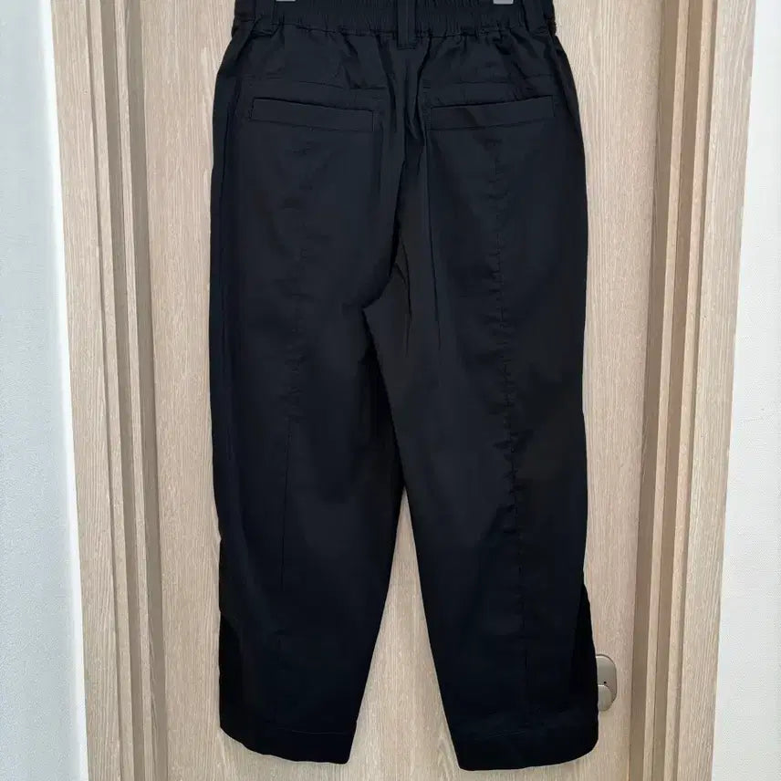 [BUNJANG] Time Homme Relaxed Fit Single Pleat Nylon Blend Banding Pants Black / 타임옴므 릴렉스핏 원턱 나일론혼방 밴딩팬츠78/블랙