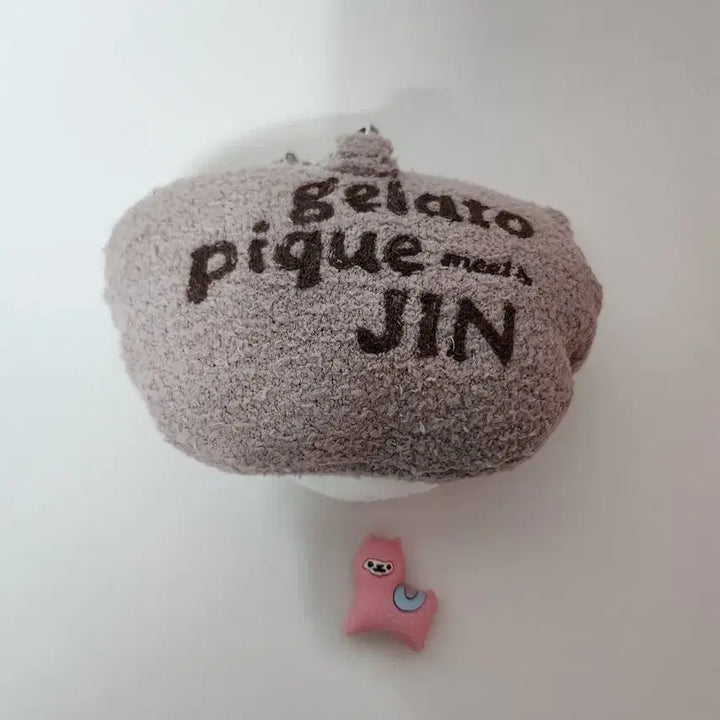 [BUNJANG] BTS Jin X Gelato Pique Bear Pouch Keyring (Unsealed, Unused) / BTS JIN X 젤라또피케 곰돌이 파우치 키링(개봉미사용)