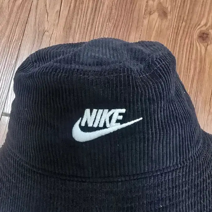 [BUNJANG] Nike Corduroy Black Bucket Hat / 나이키 코듀로이 블랙 버킷햇