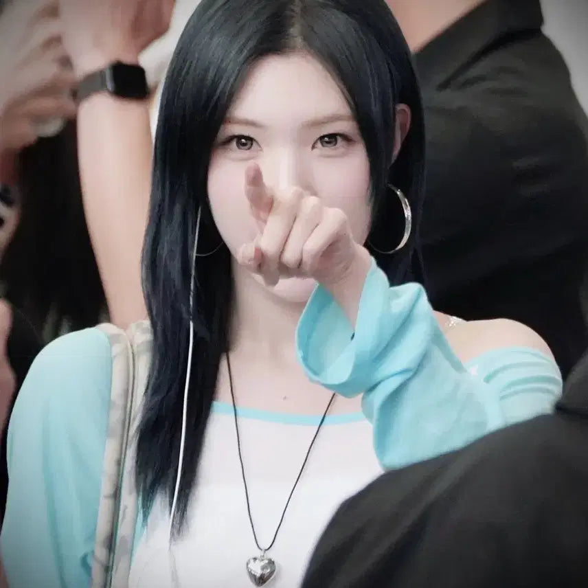[BUNJANG] Hatooh Artist Airport Photoset / 하투하 공항 데이터 팝니다