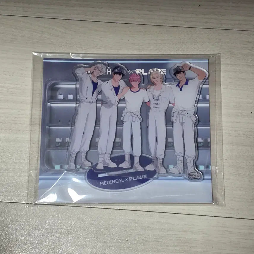 [BUNJANG] PLAVE Mediheal Acrylic Stand / 플레이브 메디힐 아크릴 스탠드