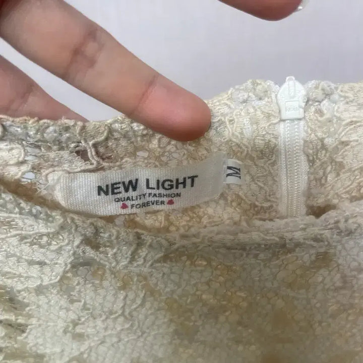 [BUNJANG] Ivory Lace Flare Dress / 레이스 플레우 원피스 아이보리