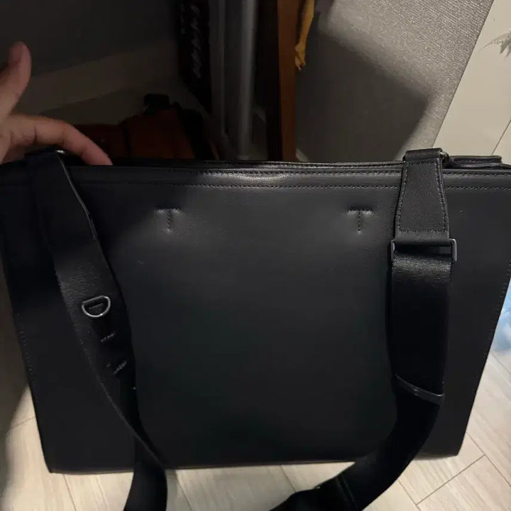 [BUNJANG] JILLSTUART Leather Crossbody Bag Sak Collaboration / 질스튜어트 가죽 크로스백 삭형콜라보