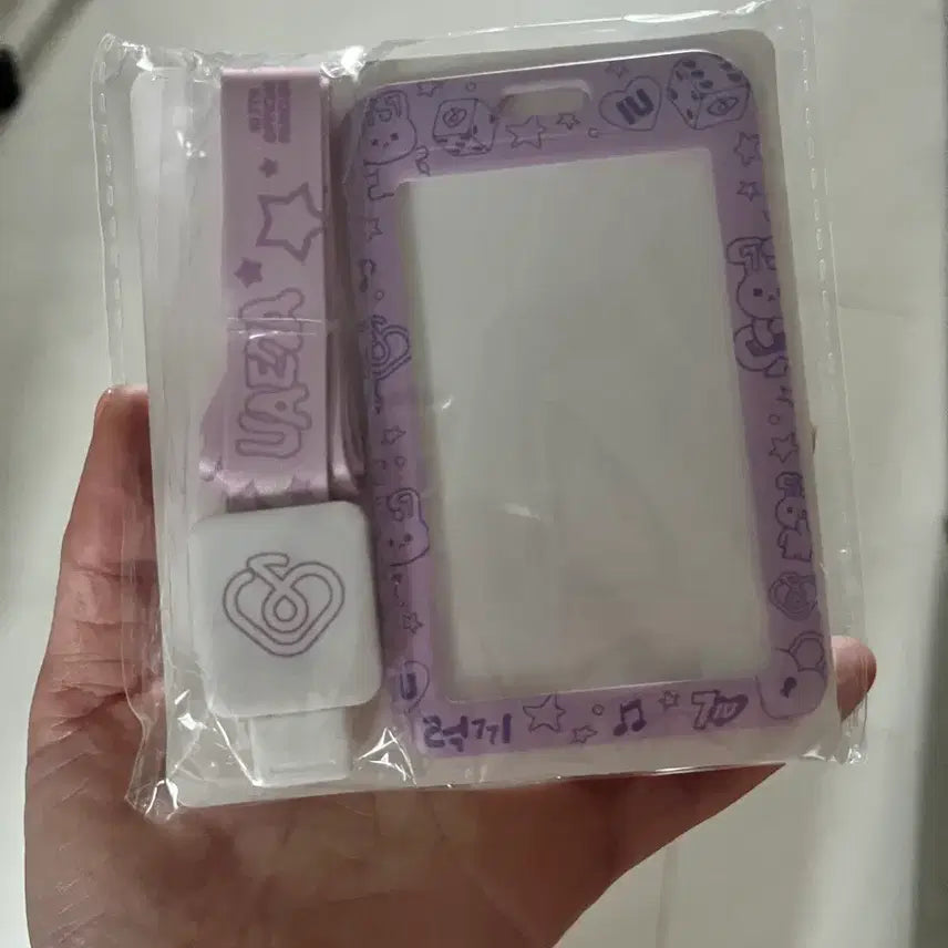 [BUNJANG] IU Official Purple Staff ID Card Case + Neck Strap / 아이유 IU 공식 포카홀더 넥스트랩