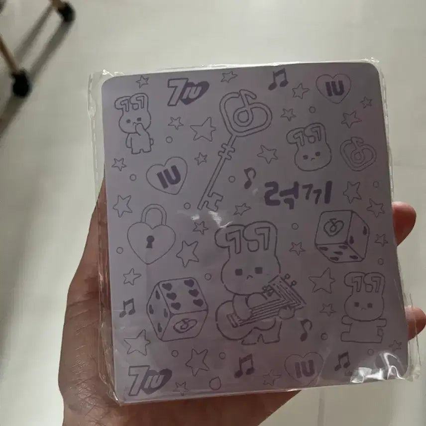 [BUNJANG] IU Official Purple Staff ID Card Case + Neck Strap / 아이유 IU 공식 포카홀더 넥스트랩