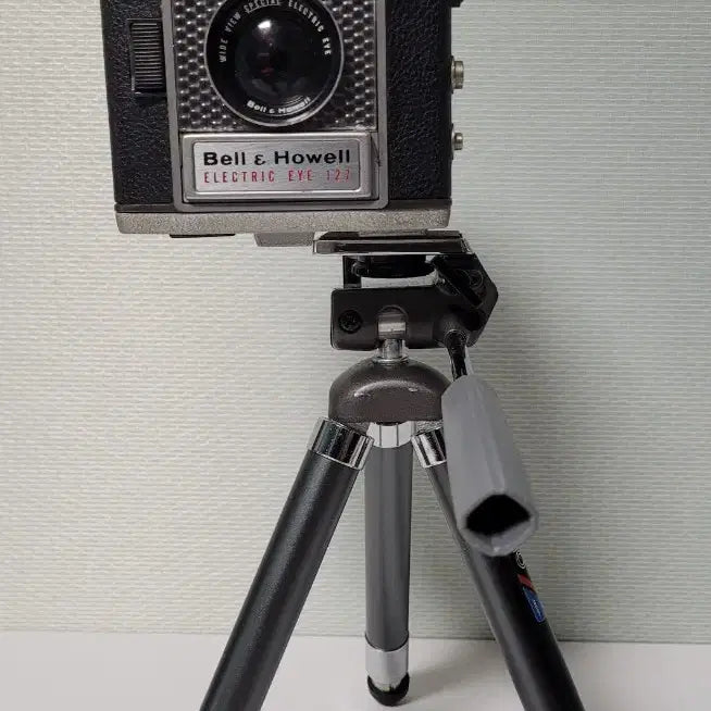 [BUNJANG] Bell &amp; Howell Electric Eye 127 Roll Film Camera / 희귀 빈티지 롤필름 카메라