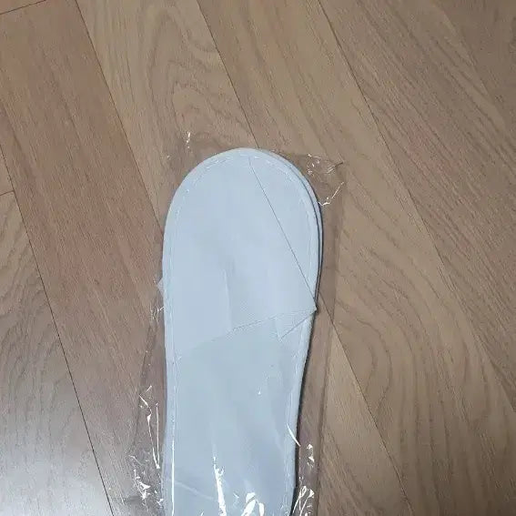 [BUNJANG] White Bedroom Slippers (New) / 침실용 흰색 슬리퍼 새상품
