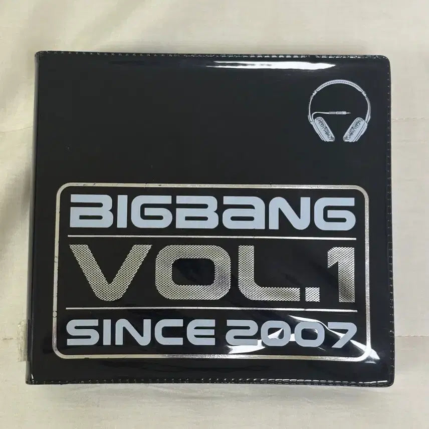 [BUNJANG] BIGBANG 1st Full Album Vol. 1 (Includes 2 Mounts) / 빅뱅 정규 1집 (마운트 2종 포함 + 풀구성)