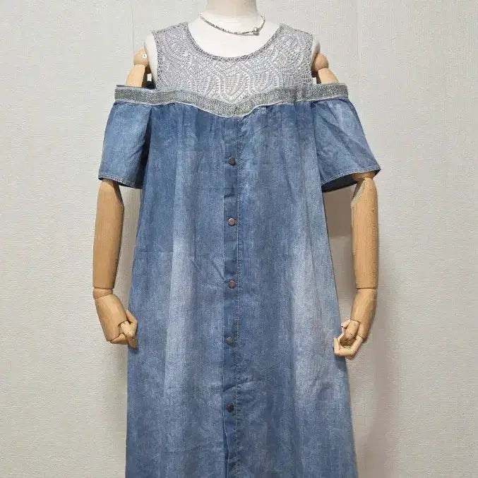 [BUNJANG] Denim Shoulder Cut-Out Dress / 데님 숄더 트임 원피스