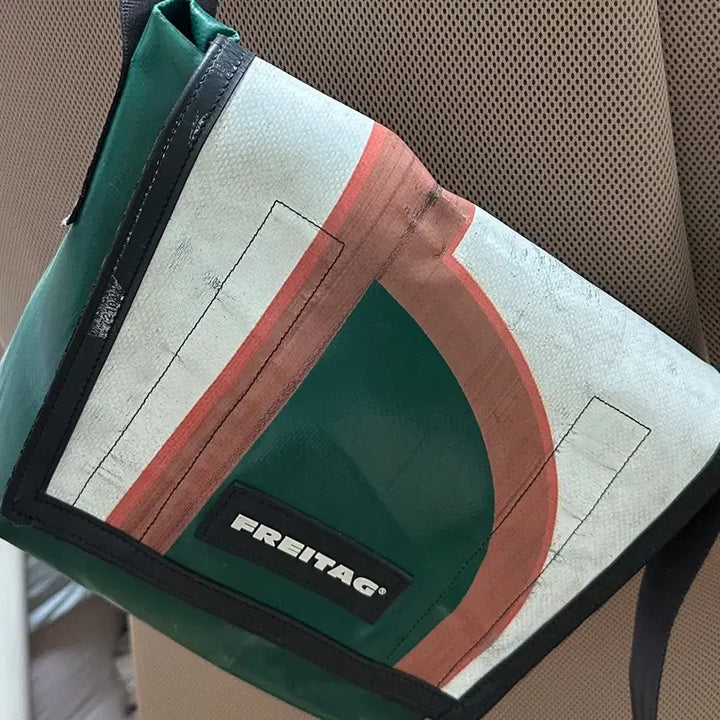 [BUNJANG] Freitag Ramsay Messenger Bag / 프라이탁 라씨