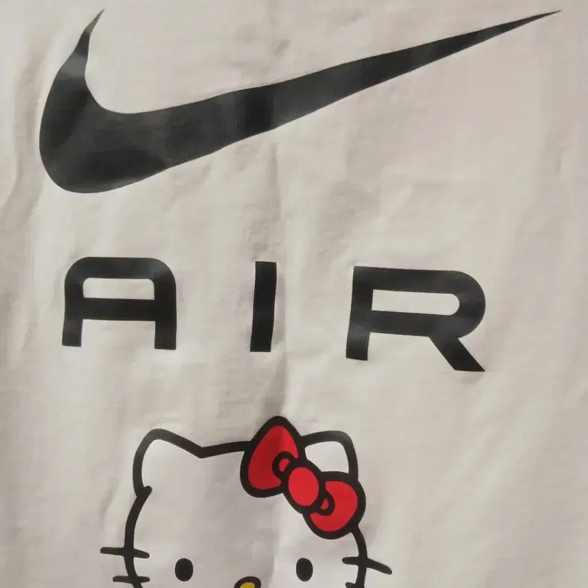 [BUNJANG] Nike x Hello Kitty Collaboration T-Shirt / 나이키 AIR 헬로키티 콜라보 티셔츠 화이트한정판이에요