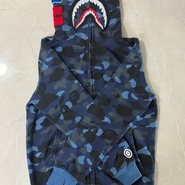 [BUNJANG] Bape Color Camo Shark Full Zip Hoodie Navy / 베이프 컬러 카모 샤크 풀 집업 후드 네이비