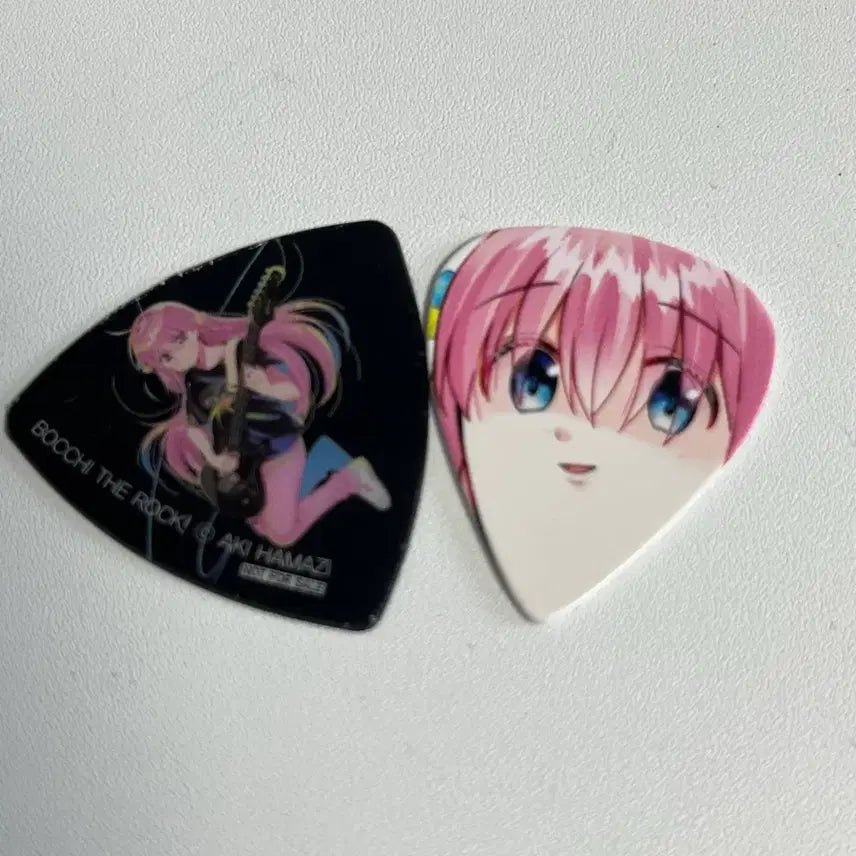 [BUNJANG] Bocchi the Rock! Bocchi Mangatime Kirara Special Edition Volume 6 Guitar Pick Bundle Set / (일괄) 봇치더록 봇치 망가타임 키라라 특전 6권 특별판 기타 피크