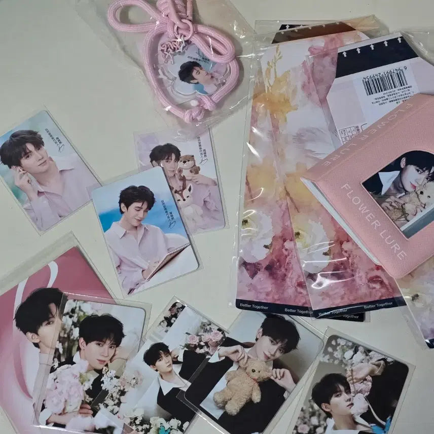 [BUNJANG] Zhou Yiran Natural Hall &amp; Huagansong Photocard Bundle Set / 주익연 자연당&amp;화간송 포카 (일괄판매)