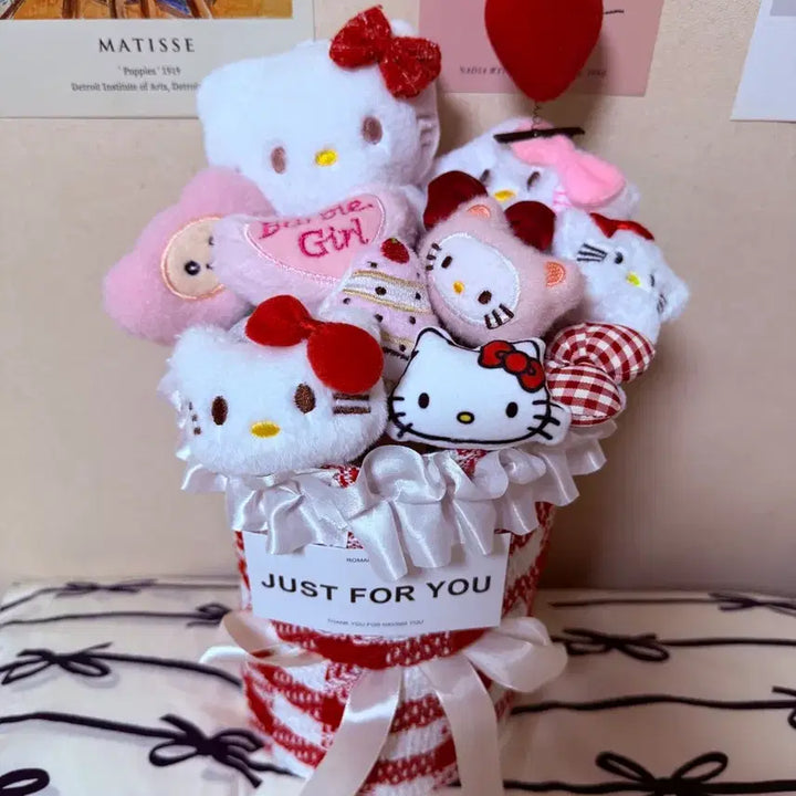 [BUNJANG] Hello Kitty Plush Flower Bouquet / 헬로키티 인형 꽃다발