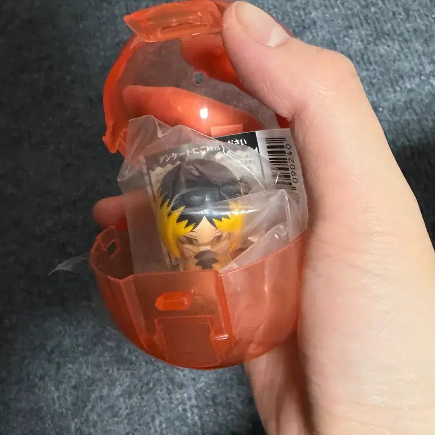 [BUNJANG] Haikyu!! Hide &amp; Seek Gacha Figure - Kenma / 하이큐 Hide&amp;Seek 가챠 피규어 _ 켄마