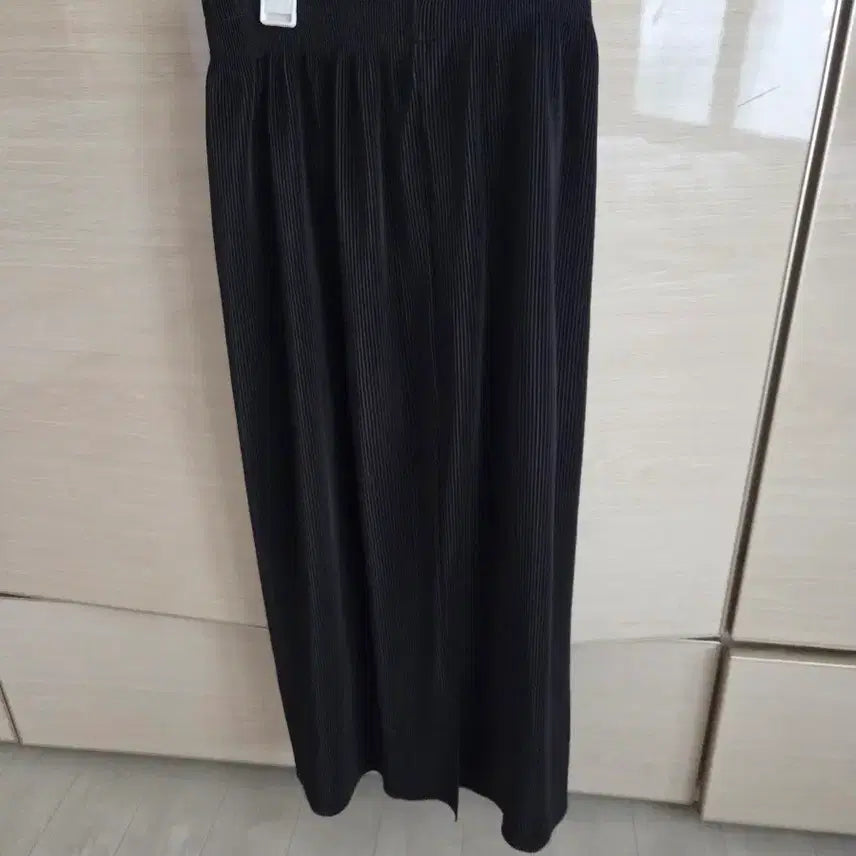 [BUNJANG] Black Pleated Long Skirt / 검정색 플리츠 치마