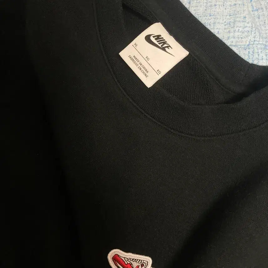 [BUNJANG] Nike French Terry Crewneck Sweatshirt Black / 나이키 프렌치 테리 크루넥 스웻셔츠 블랙