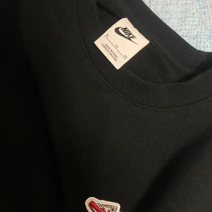 [BUNJANG] Nike French Terry Crewneck Sweatshirt Black / 나이키 프렌치 테리 크루넥 스웻셔츠 블랙