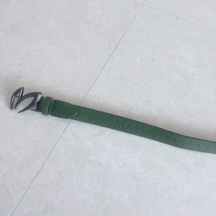 [BUNJANG] Master Bunny Green Leather Belt M Buckle / 마스터바니 그린 레더 벨트 M 버클