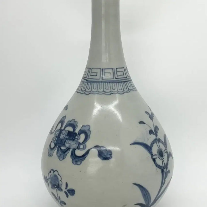 [BUNJANG] White Porcelain Celadon with Carnation Design Vase / 백자청화패랭이칠보무늬병