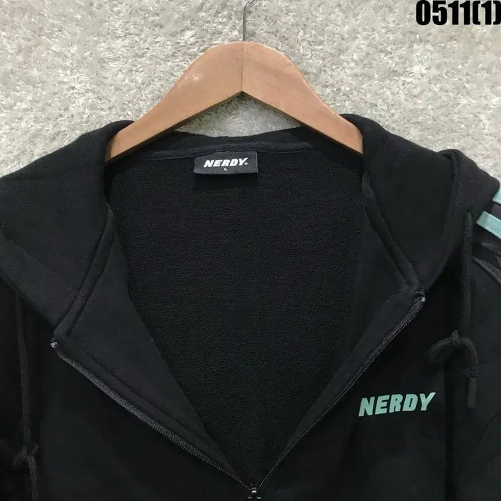 [BUNJANG] NERDY Black Track Hoodie Zip-up L / 널디 블랙 트랙 후드집업 L