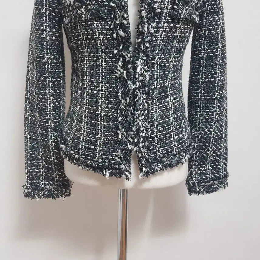 [BUNJANG] Lily Blanc Tweed Jacket Size S / 9041/LILYBLANC 여 S사이즈 트위드자켓/내옷방