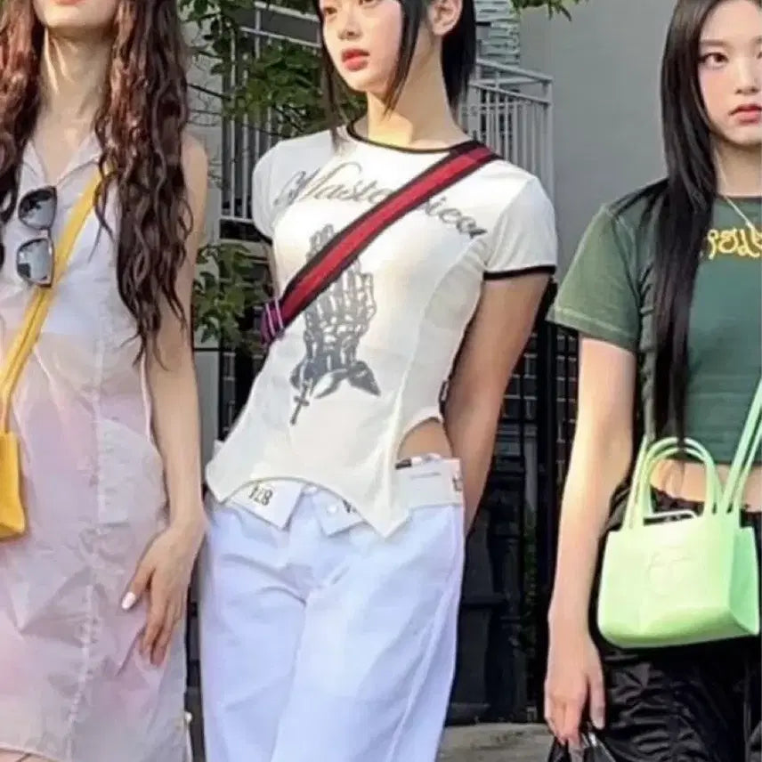[BUNJANG] Sculptor Cut-out Short Sleeve T-Shirt / Sculptor Masterpiece 컷아웃 반팔 티셔츠 스컬프터