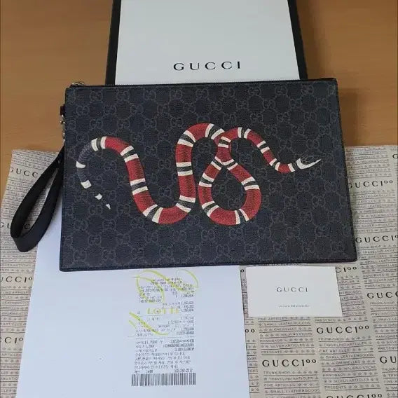 [BUNJANG] Gucci Snake Clutch Bag Black / 구찌 스네이크 클러치/클러치백 새상품급 정품(영수증O)