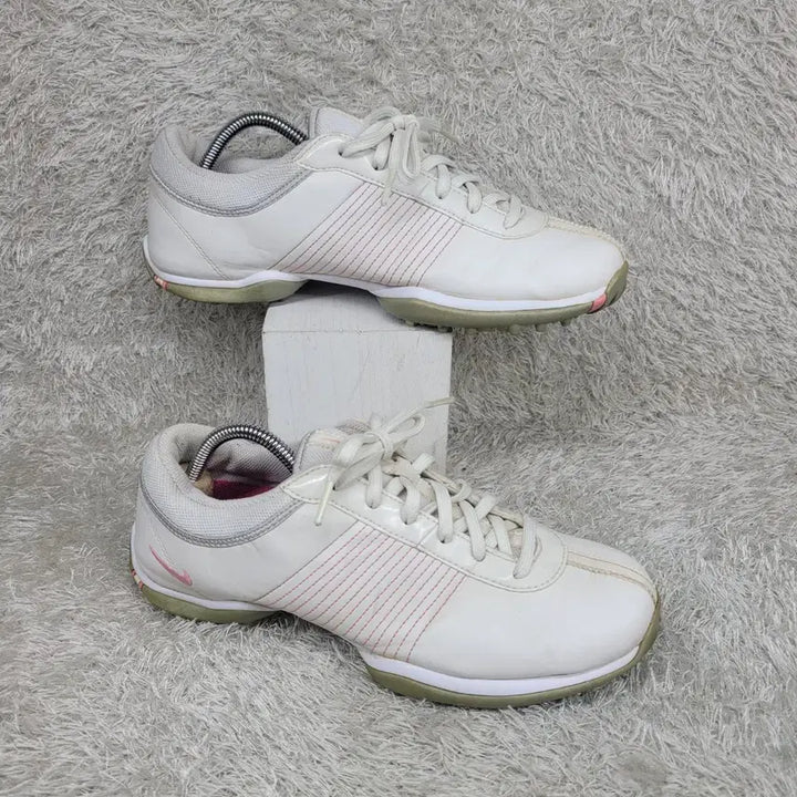 [BUNJANG] Nike Power Channel W Golf Shoes / 구제짱짱맨 245 나이키 골프 파워채널 W 골프화