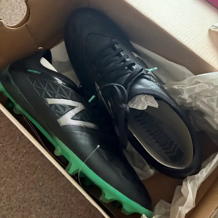 [BUNJANG] New Balance Furon Natural Leather Version Soccer Cleats 270 / 뉴발란스 퓨론 천연가죽 버전 축구화 270 5만원