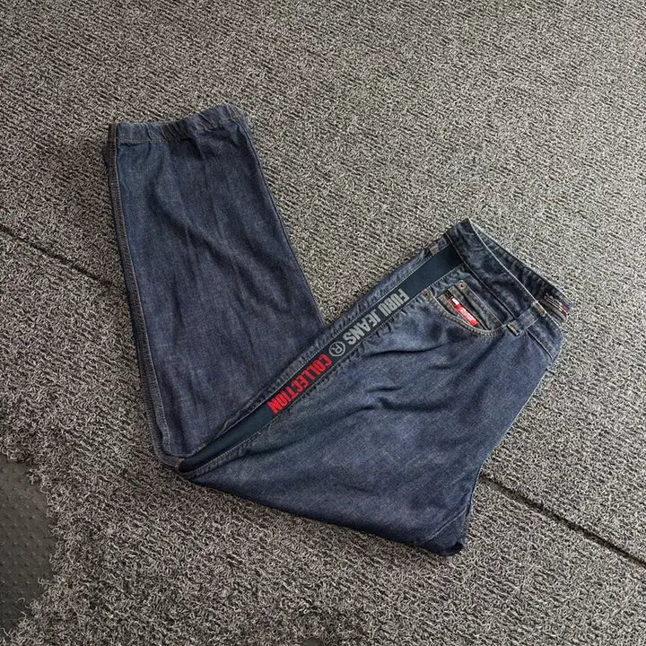 [BUNJANG] 00s FUBU Old School Patch Logo Wide Fit Denim Pants / 00s 후부 올드스쿨 패치로고 와이드핏 데님 팬츠 4411