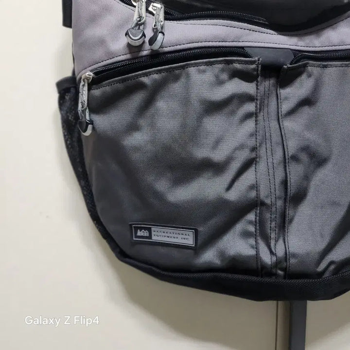 [BUNJANG] REI Shoulder Cross Bag / REI. 숄더 크로스백