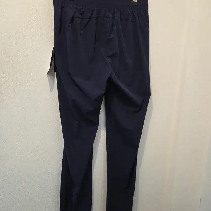 [BUNJANG] Lecaf Navy Drawstring Pleated Jogger Pants / 르까프 네이비 컬러 드로우스트링 플리츠 조거팬츠
