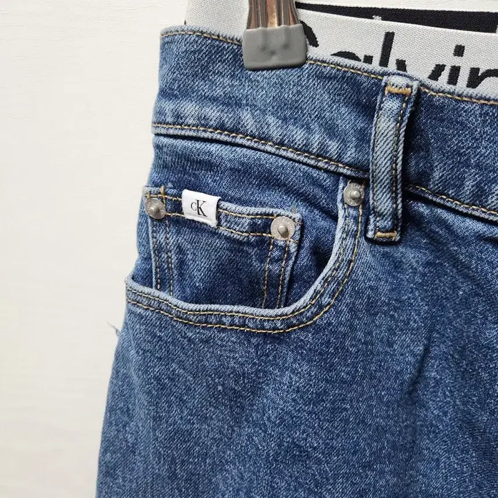 [BUNJANG] Calvin Klein Sagging Denim Jeans W25 / 캘빈클라인 새깅 데님 W25