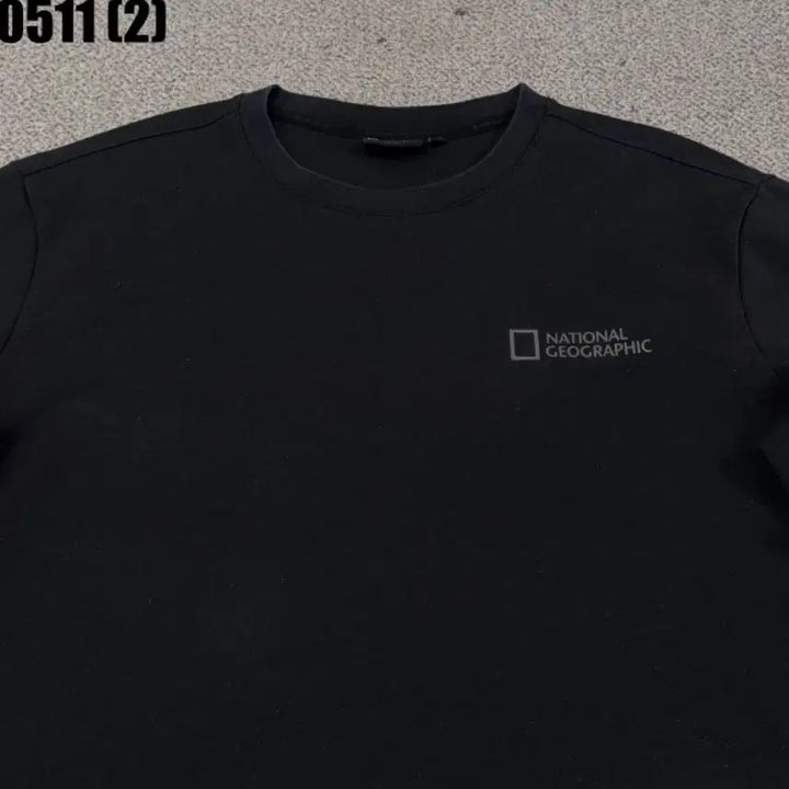 [BUNJANG] National Geographic Black Long Sleeve T-Shirt / 내셔널지오그래픽 블랙 긴팔 티셔츠