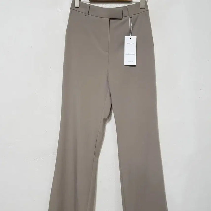 [BUNJANG] SIYAZA Signature Trousers Slacks (Size S) / SIYAZA 시아쥬 시그니처 트라우저 슬랙스 S사이즈 새제품