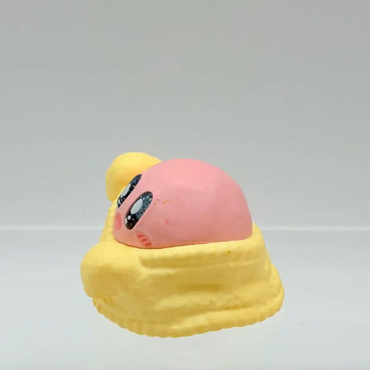 [BUNJANG] Kirby Cozy Nuku Nuku Figure Wearing a Sweater / 별의커비 포근포근 누쿠누쿠 피규어 스웨터를 입은 커비 피규어 (162)
