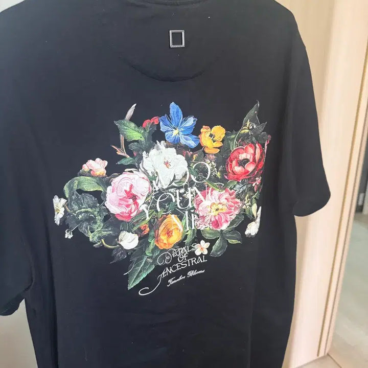 [BUNJANG] Wooyoungmi Flower Print Short Sleeve T-Shirt / 우영미반팔