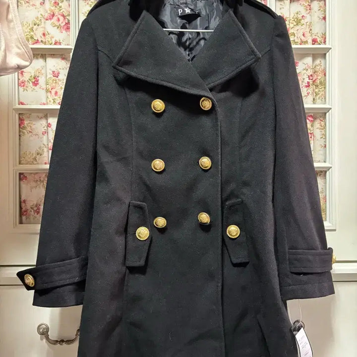 [BUNJANG] Black Coat with Gold Buttons / [새상품] 금장 단추 블랙 코트